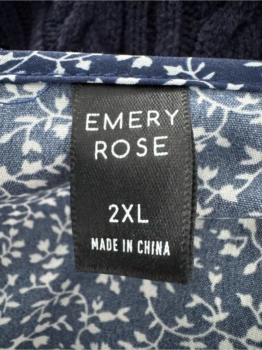 SHEIN Navy and White Floral Button-Front Blouse